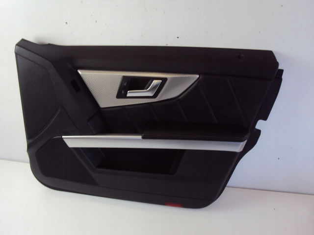 фото №2, Обивка дверь правый перед mercedes glk x204