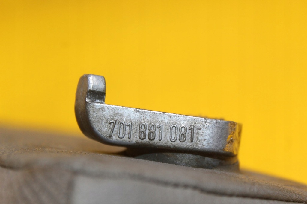 фото №8, Подлокотник сиденье левый перед левый bok vw transporter t4 701881081