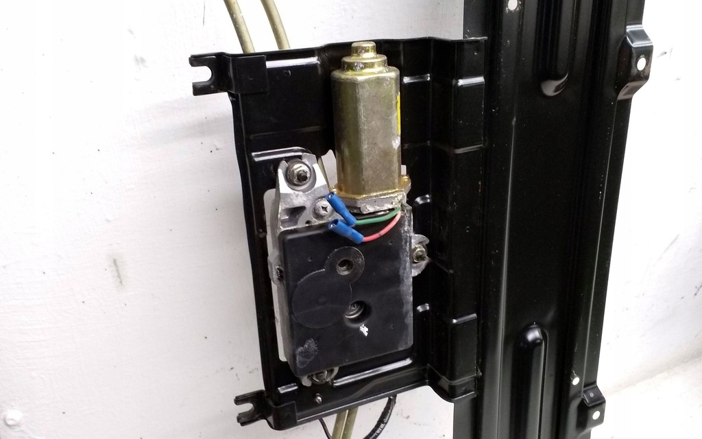 фото №5, Subaru forester sf 2000 люк комплект