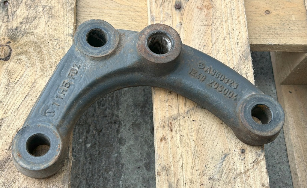 фото №1, Кронштейн амортизатора mercedes actros mp4 a9603231240