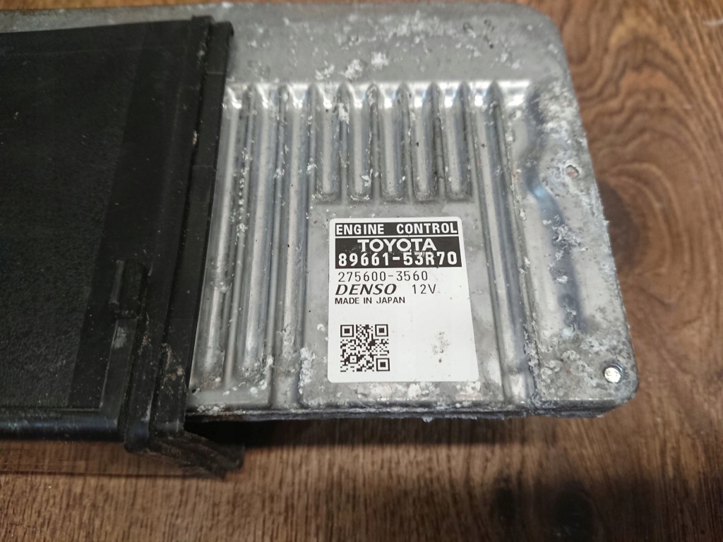 фото №1, Toyota lexus is300h бортовой компьютер двигателя 89661-53r70