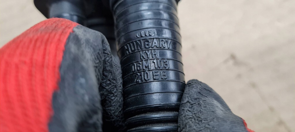 S5 8w a5 шланг вентиляційний двигуна вентиляція картера 3.0 tfsi s4 b9 8w sq5 80a Ціна