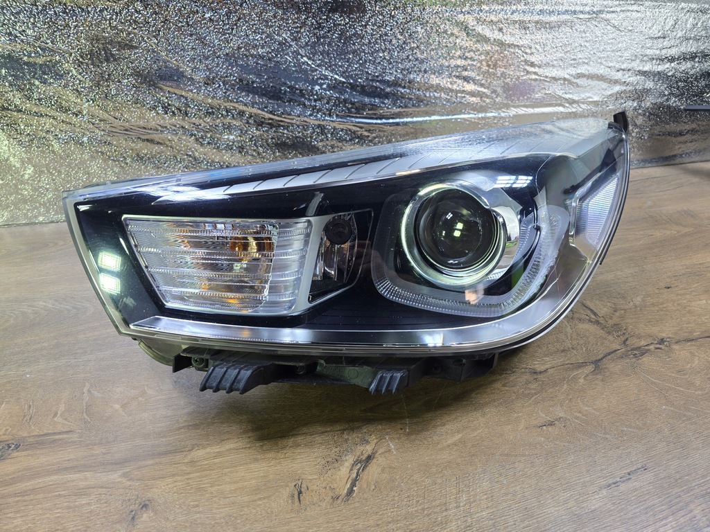 фото №1, Kia rio iv 4 лампа перед передняя левая линза 92101-h8