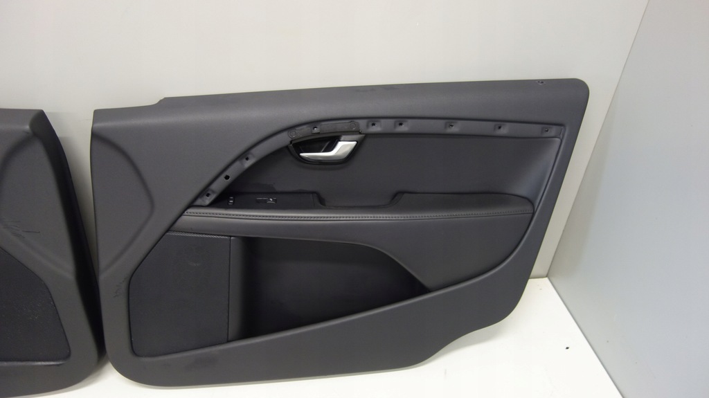 фото №14, Volvo v70 r-design сиденья заднее сиденье обшивки