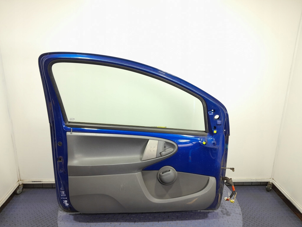 фото №12, Citroen c1 i 3d дверь перед передние левая knr