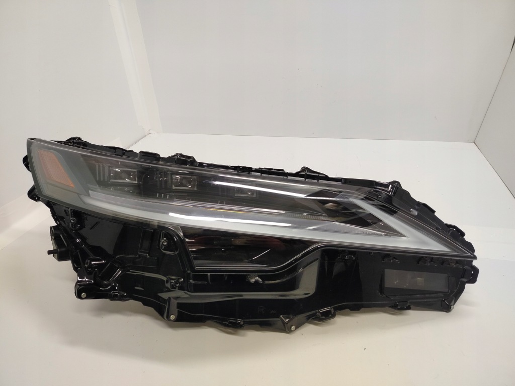 Lexus rx v full led лампа правая Оригинал