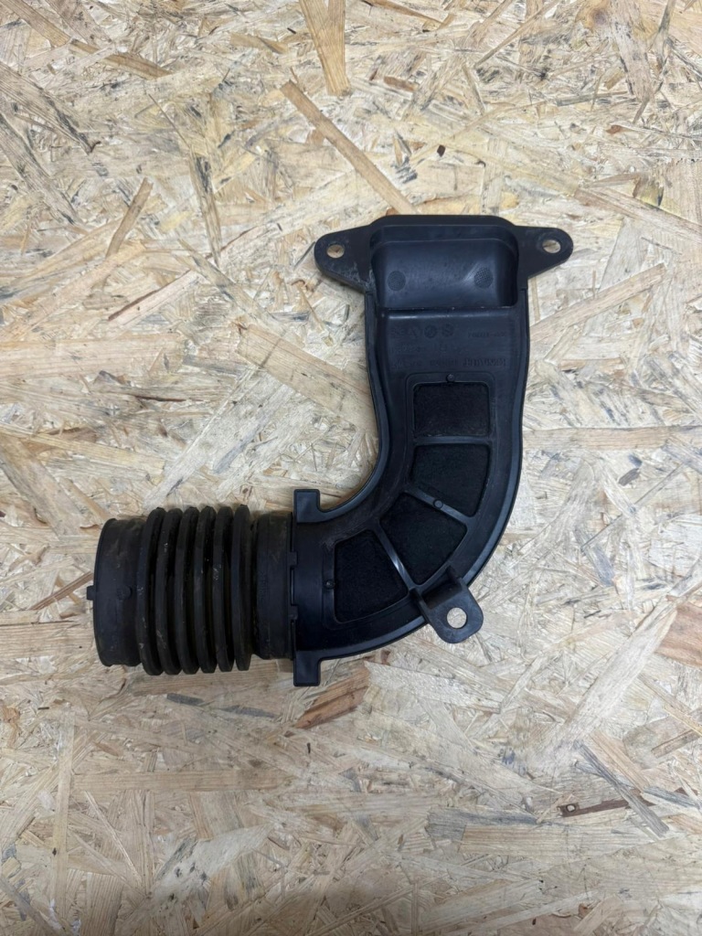 Купить Пабтрубок  впускной do фильтра воздуха renault clio / arkana 165555837r 200 zł