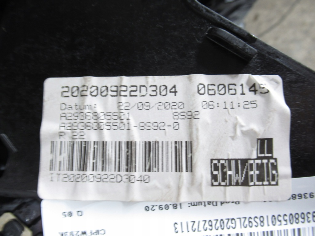 фото №12, Mercedes eqc n293 w293 панель приладів консоль оригінал a2936805501 eqc