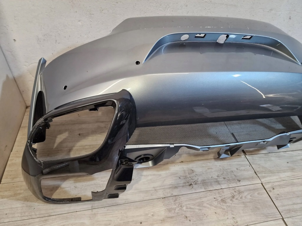 Ferrari 812 superfast задній бампер бампер 89335300 Зі Шроту