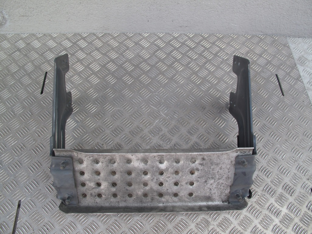 фото №5, Підніжка з крепленнями входу do кабіни scania r s