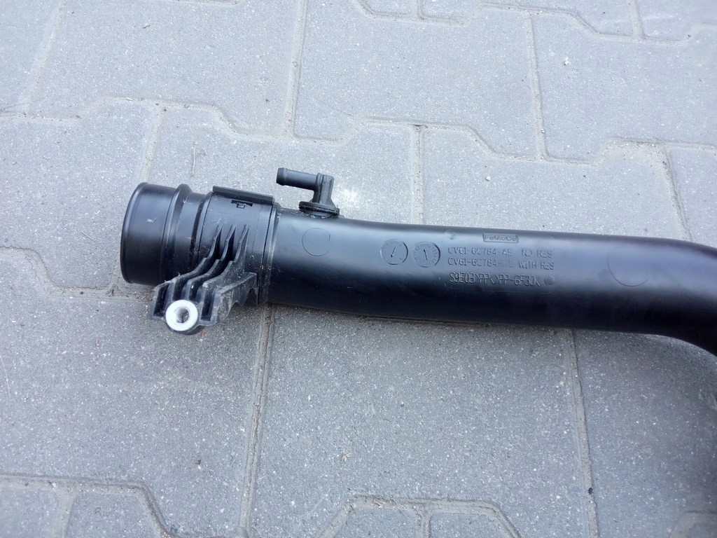 фото №7, Ford fiesta mk7 lift b-max 1.0 eco. - шланг воздуха cv61-6c784-ae