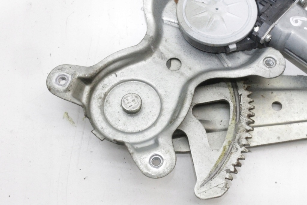 Купити Підйомник скло задніх лівих двері lexus ct zwa10_ 8571060330 1.8l