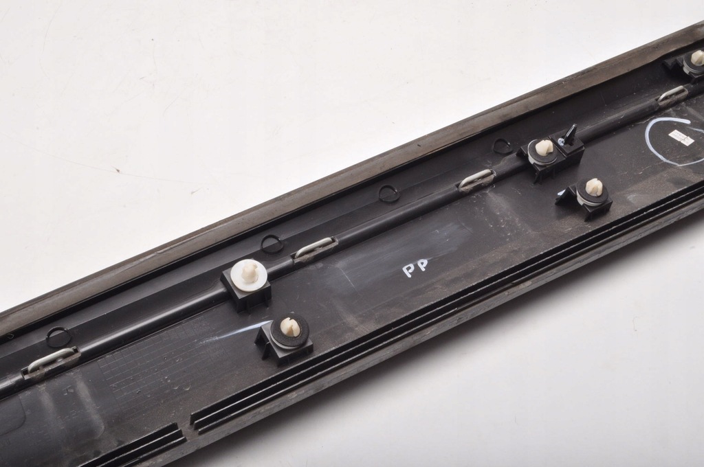 фото №12, Mg zs молдинг двері права перед передня p10360766 lift