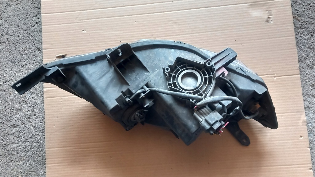 фото №9, Лампа ліва перед mitsubishi outlander ii stanley europa 06-