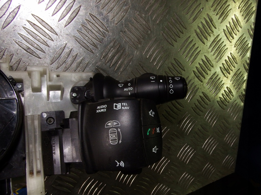 фото №4, Перемикач комбінований перемикач підрульовий стрічка renault laguna iii