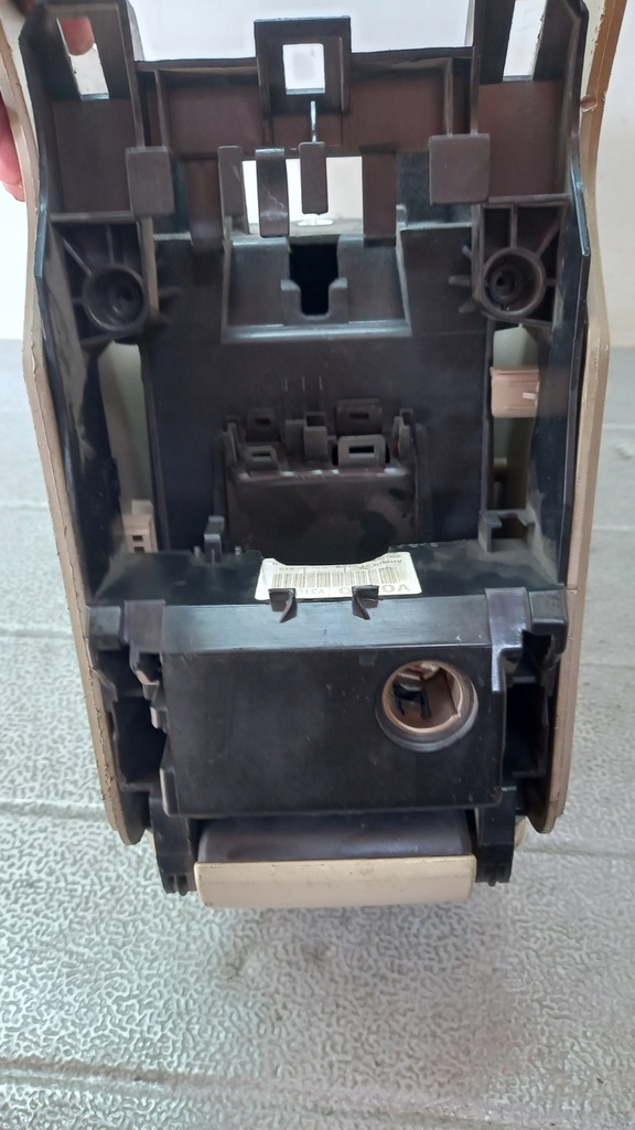 фото №9, Подлокотник volvo xc60 1302435