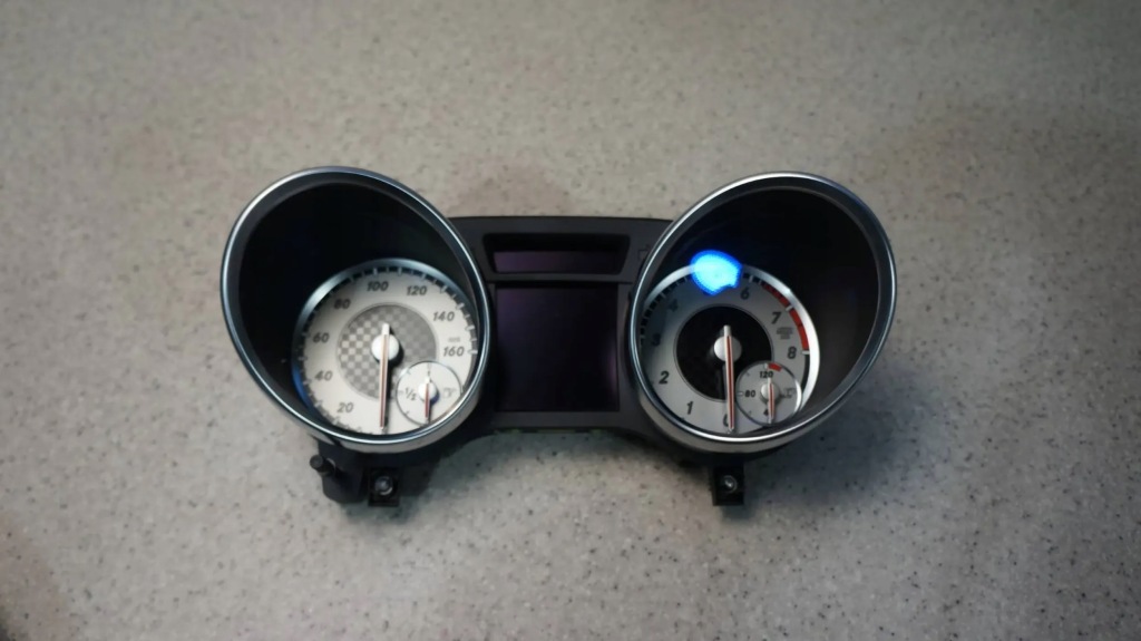 фото №1, Лічильник прилади a1729009603 mercedes slk w172 r172 1.8