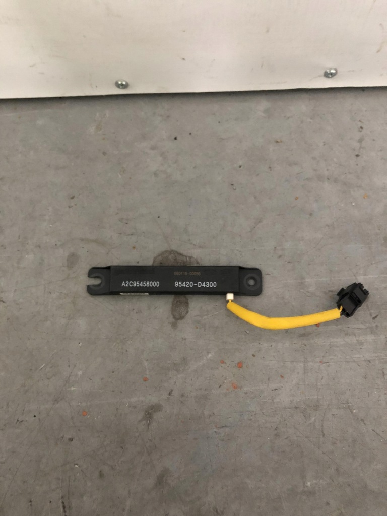 фото №1, Kia optima антенна 95420-d4300