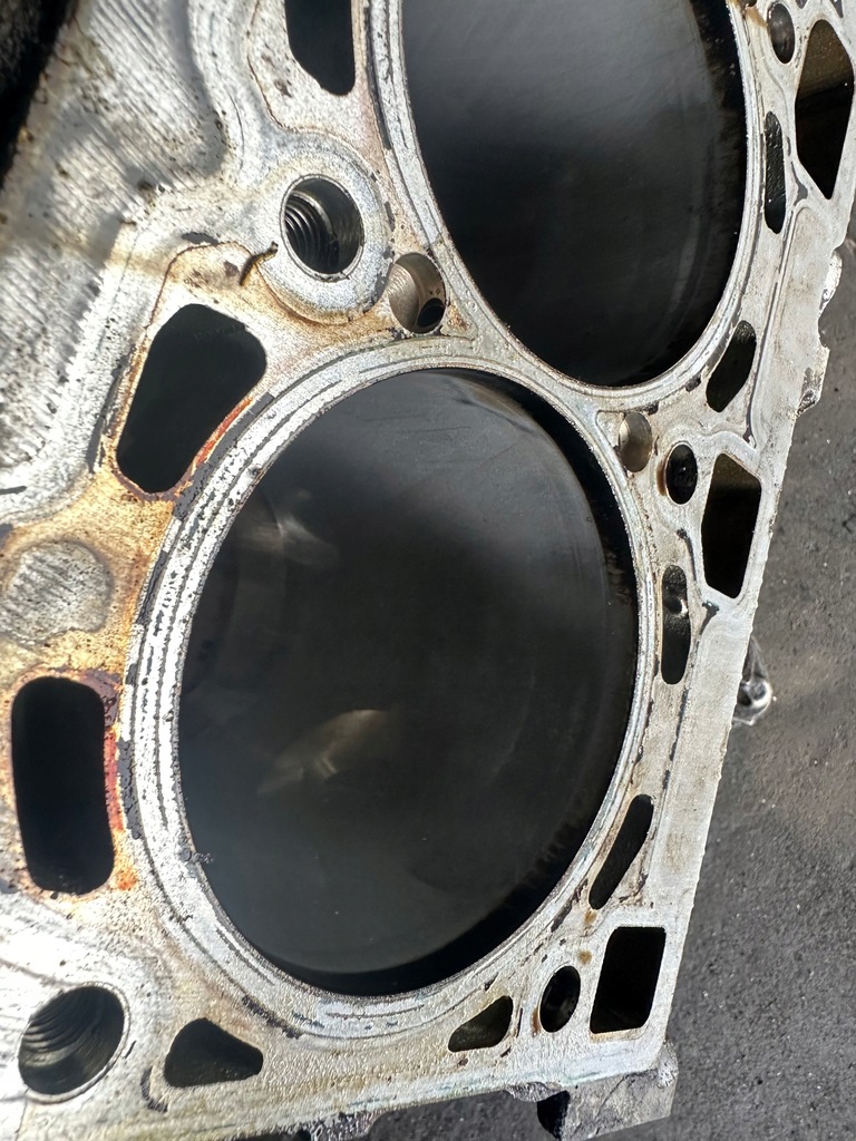 фото №12, Блок двигуна підпора zatarty audi a8 d4 4.2 fsi cdra 079103023s 079103032