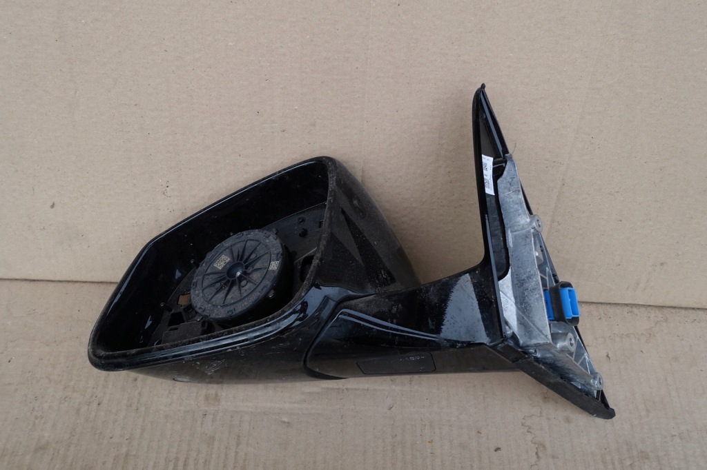 фото №1, Bmw 1 f40 зеркало левая кронштейн 7 pin