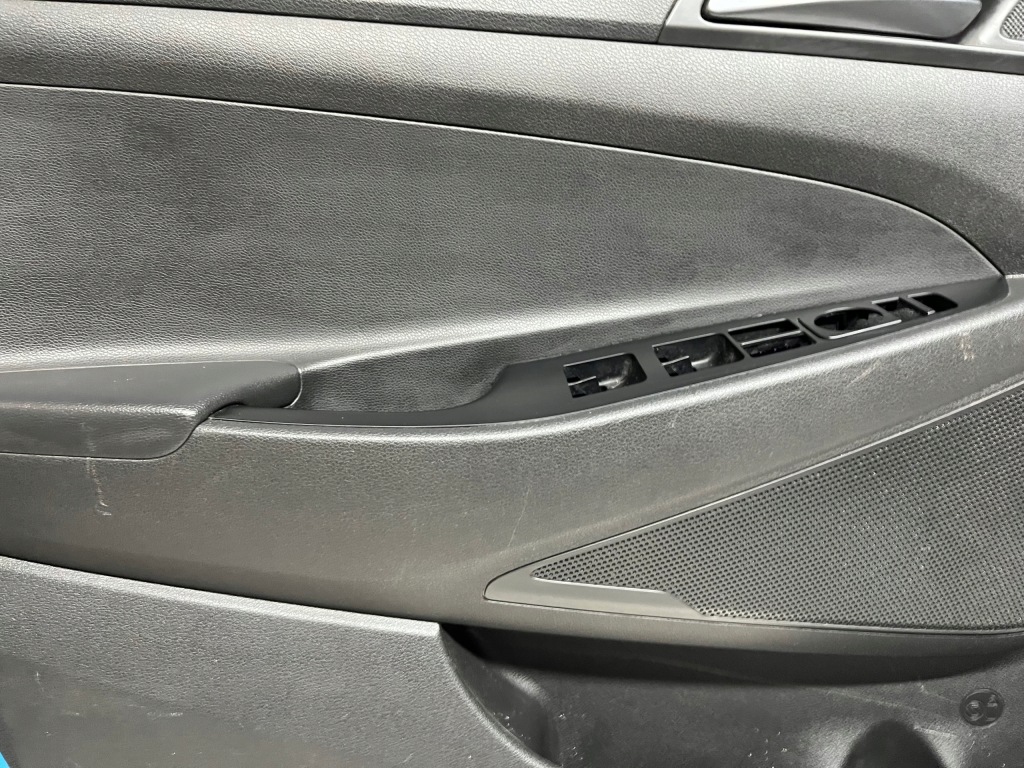 фото №7, Hyundai tucson iii обивка дверь левый перед