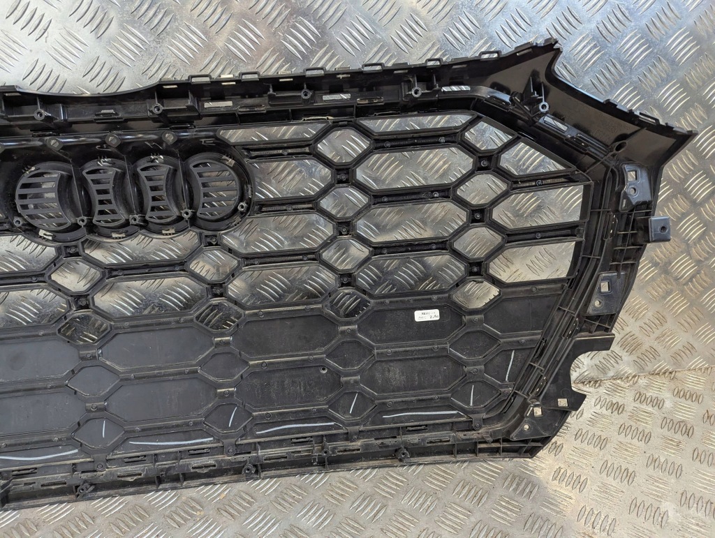 Audi q5 sq5 s-line 80a рестайлинг  2021-2024 решётка  радиатора решётка радиатора чёрный Доставка