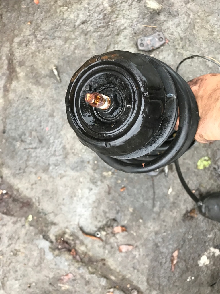 фото №6, Kia stonic 1.4 бензин kpl амортизаторна стійка поворотний кулак правий