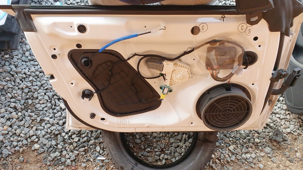 фото №8, Audi a5 8t дверь левая передние sportback ly9c