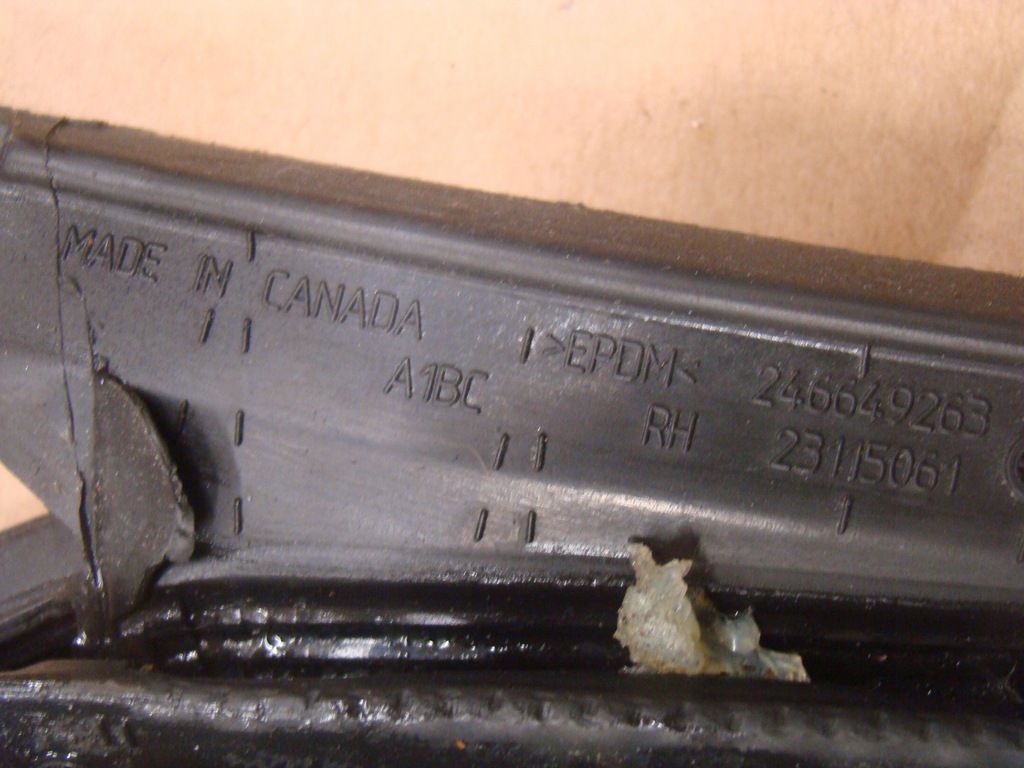 фото №9, Chevrolet camaro 2016 прокладка дверь правая