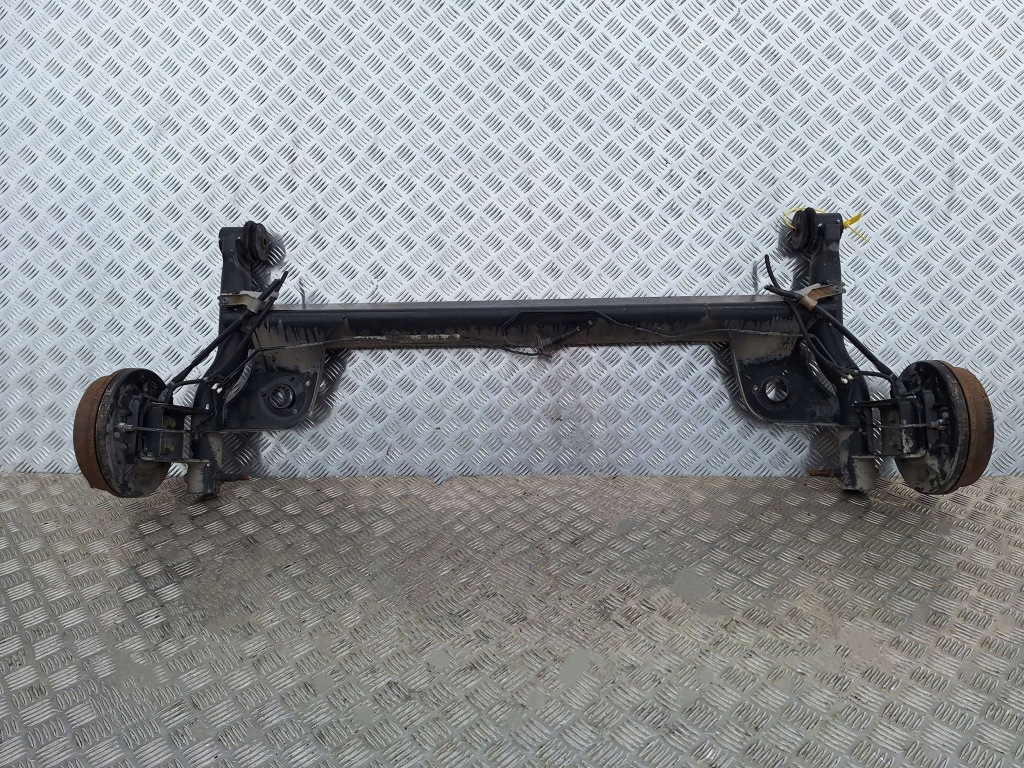 Купити Задній балка підвіска suzuki swift mk6 04-08 2wd