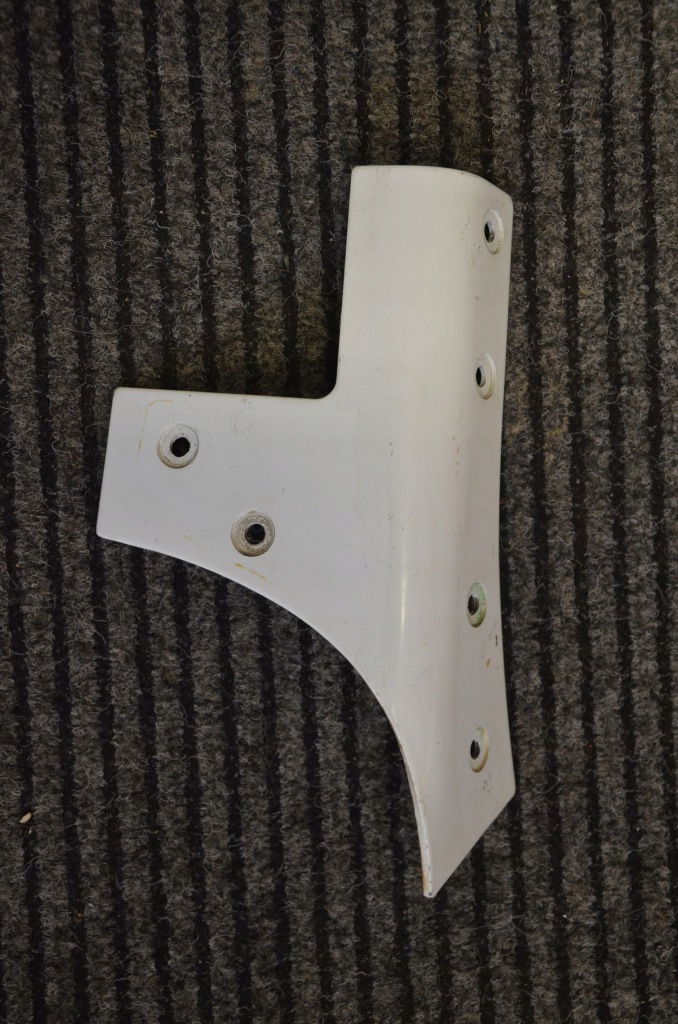 фото №1, Кронштейн рамки стекло jeep wrangler jk 2007-2017