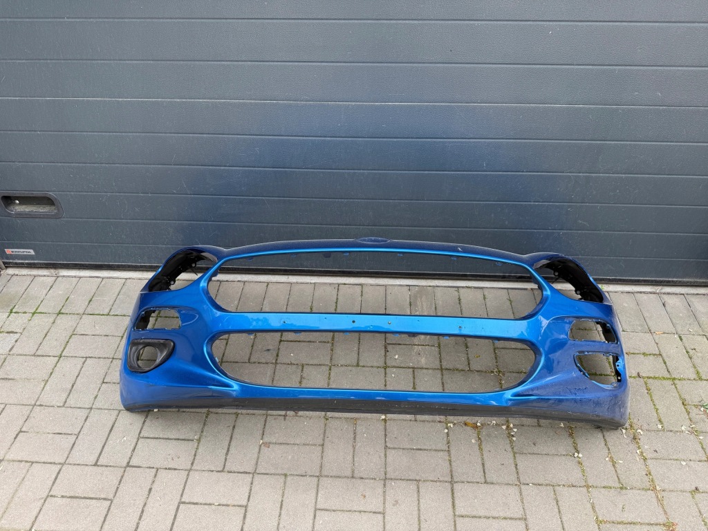 Fiat 124 spider бампер перед передний Оригинал