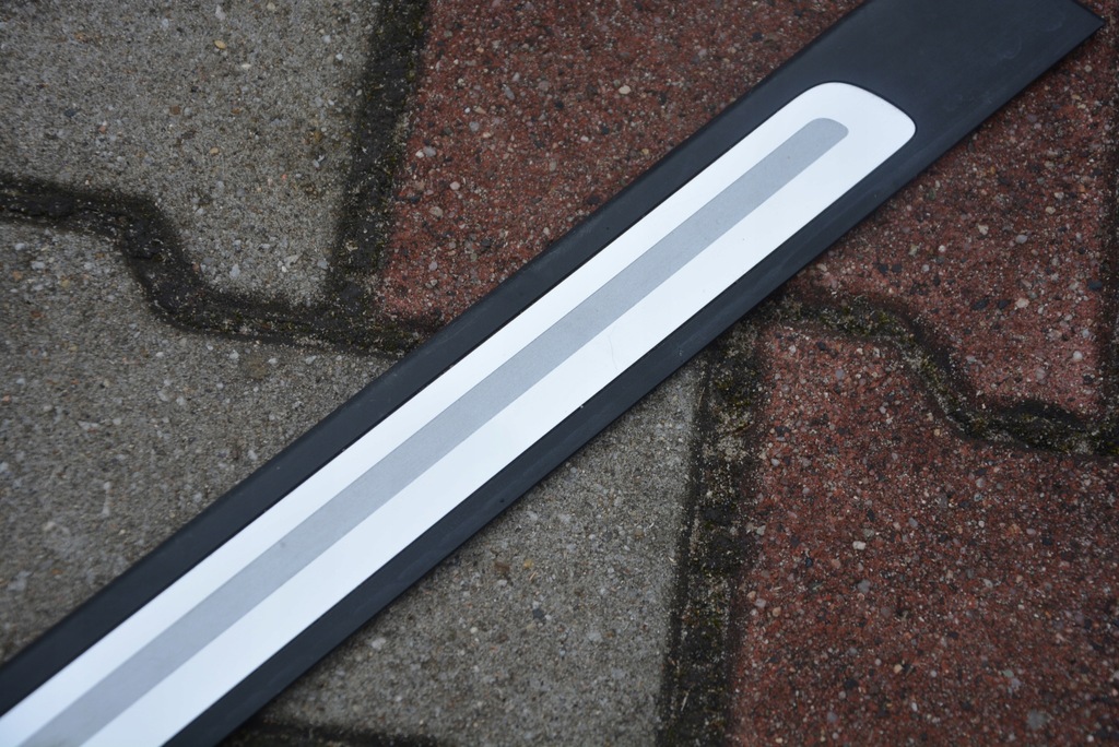 фото №5, Молдинг порог правый перед audi a6 c7 4g0853374