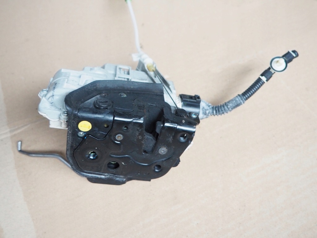 фото №5, Audi a3 8p замок дверь левый задняя задний оригинал