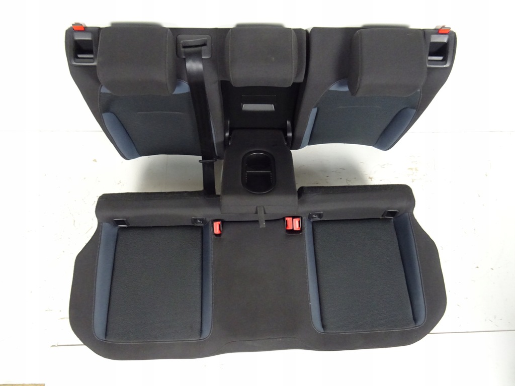 фото №9, Ateca заднє сидіння задня задня сидіння сидіння подушки безпеки