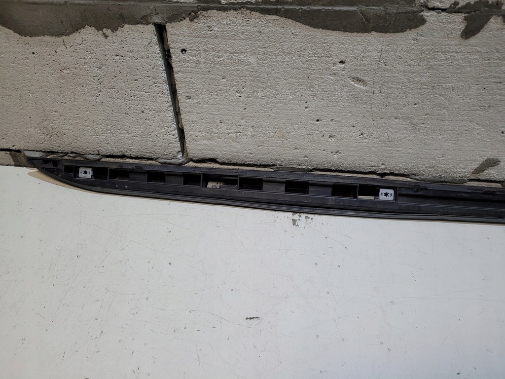 фото №6, Молдинг порог левая audi a1 s line 82a