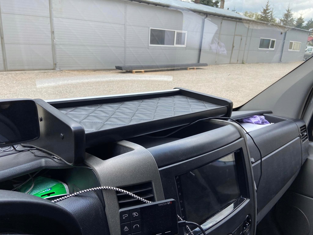 фото №1, Полиця stolik bus vw crafter 2006-2017r.