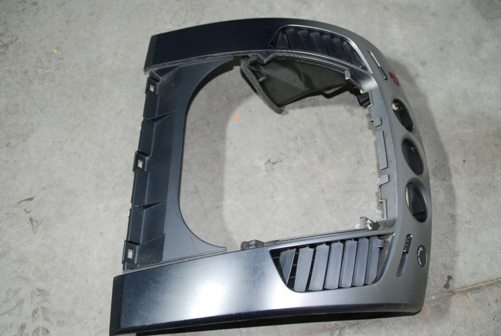 фото №2, Рамка средняя mitsubishi l200 2006-2014