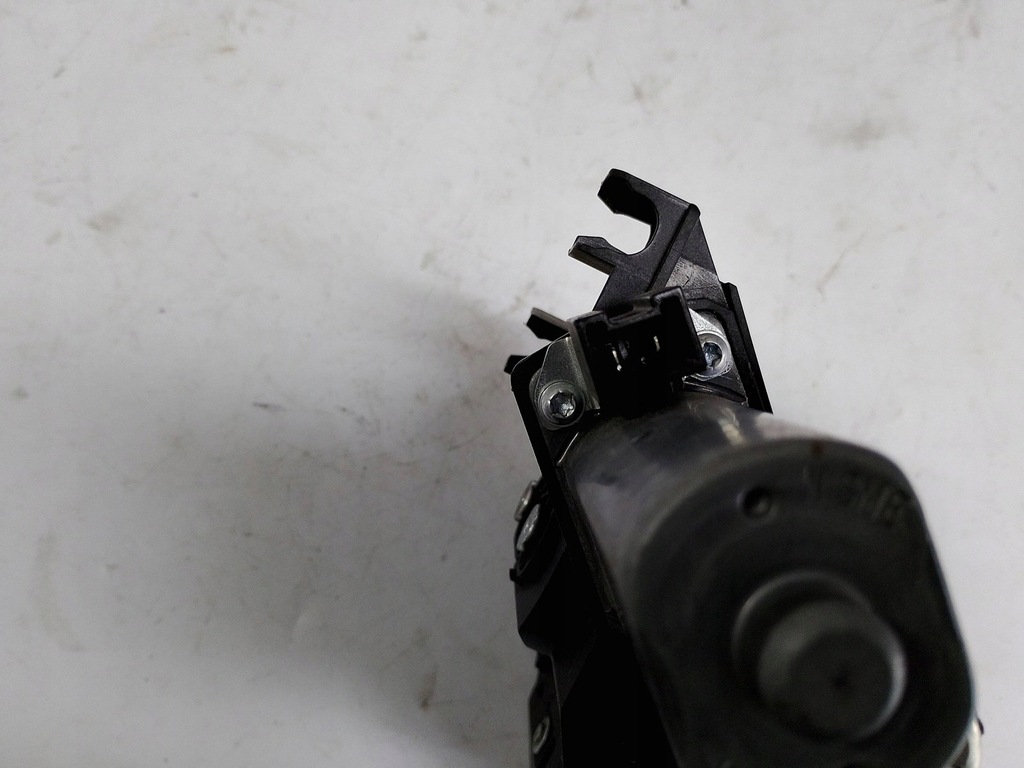 фото №6, Porsche panamera 970 замок кришки багажника 97051205302 europa