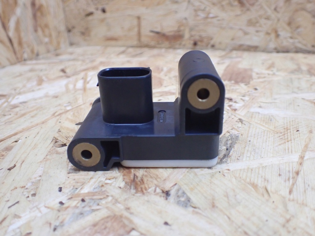 фото №6, Датчик удару правий лівий bmw 316d e91 lift kombi europa 6911003