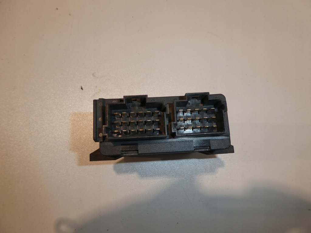 фото №4, Mercedes w906 модуль замка центрального 0004461019