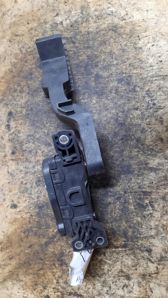 фото №4, Потенциометр газа renault laguna 1.9d 02r