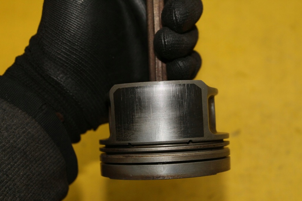 фото №4, Поршень шатун шатун golf iv a3 8l 1.6 8v aeh 81l35