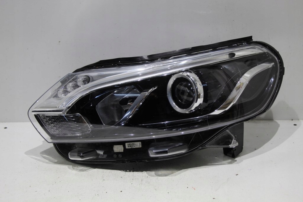 фото №1, Toyota proace ксенон лівий +перетворювач