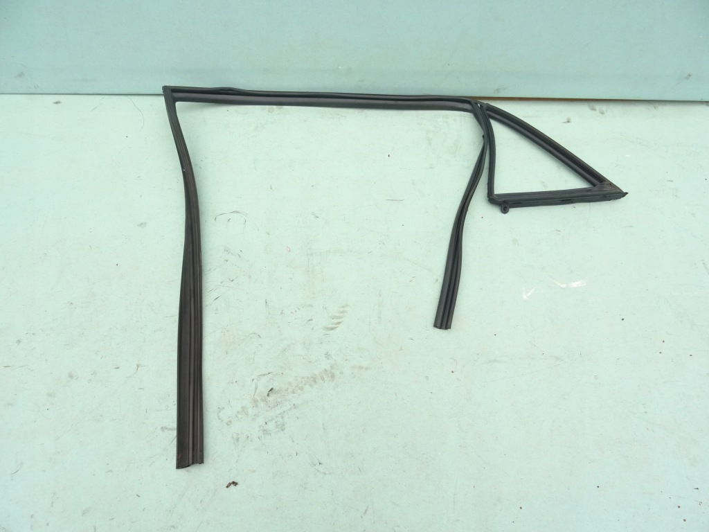 фото №1, Прокладка скло задня ліва hyundai i20 ii 14-