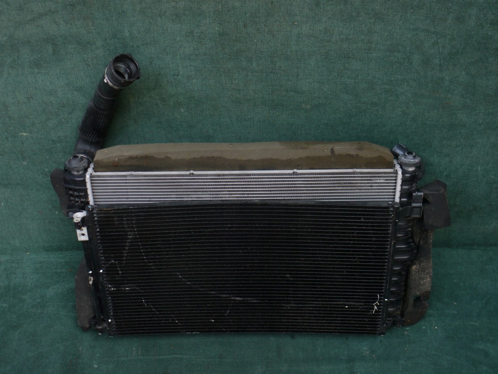 фото №1, Радіатор комплект гумки aston martin dbs 2007-2012