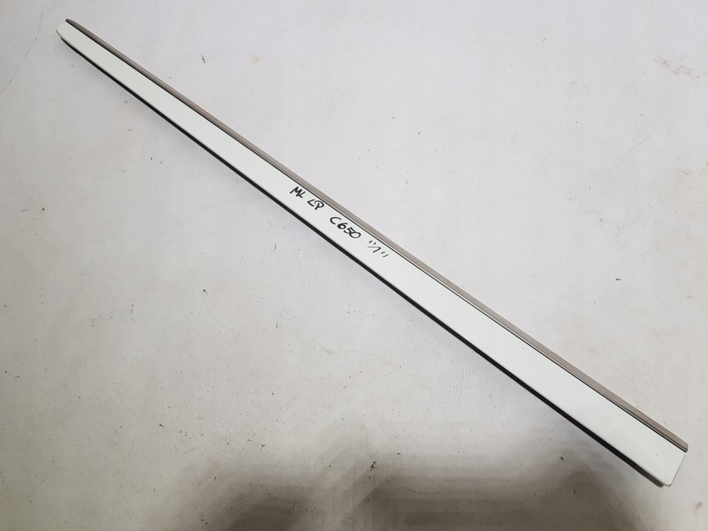 фото №1, Молдинг дверь левый перед mercedes ml w164 gl x164 lift 650 c650