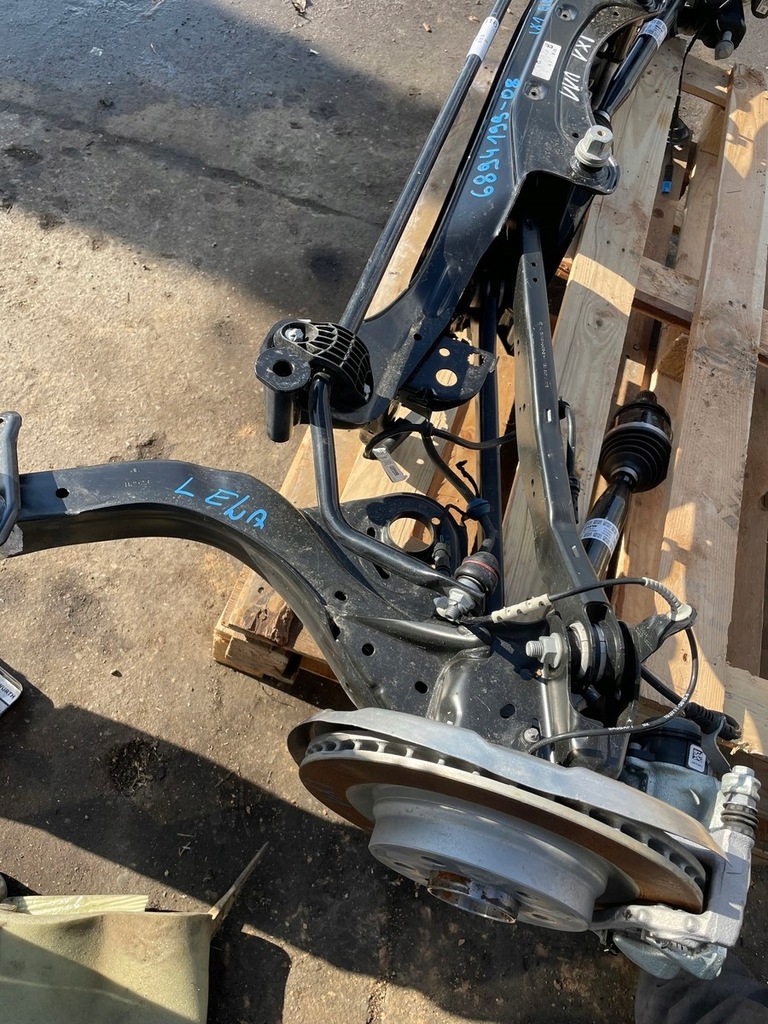 фото №14, Bmw ix1 x1 u11 задняя oś балка подвеска задняя полный 6894199 6894210