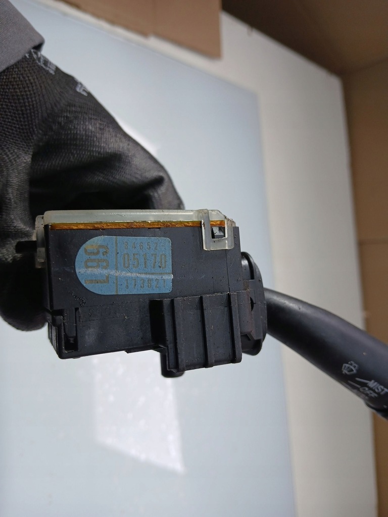 фото №7, Toyota avensis t250 2004 рычаг / переключатель дворник