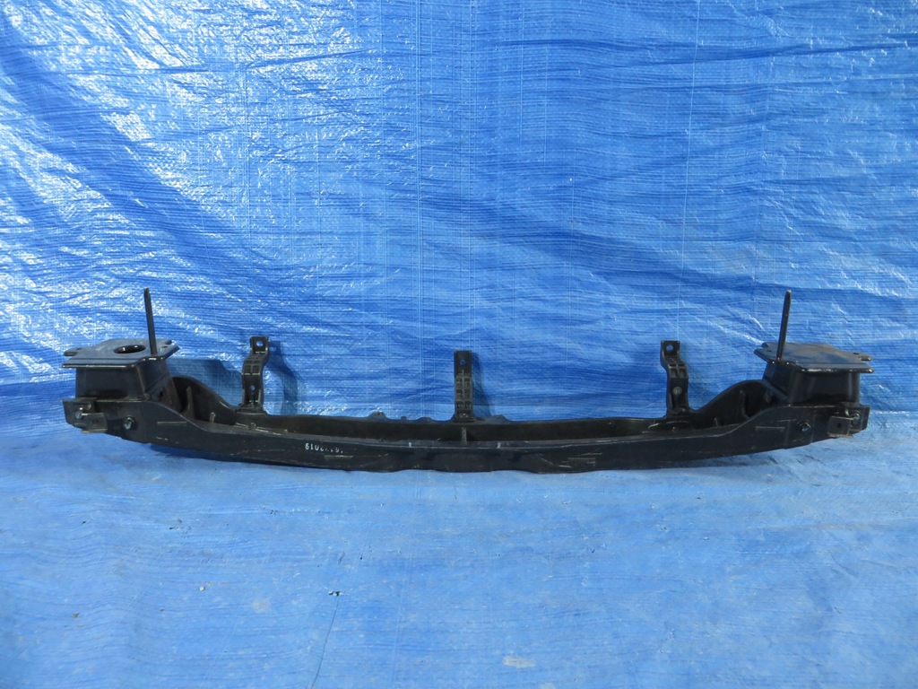 фото №10, Hyundai i30 2017- балка усилитель задняя
